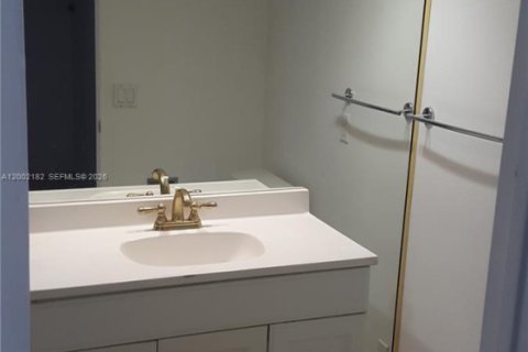 Condominio en alquiler en Aventura, Florida, 2 dormitorios, 99.68 m2 № 2170309 - foto 14