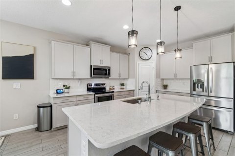 Casa en venta en Tampa, Florida, 4 dormitorios, 189.06 m2 № 2195625 - foto 8