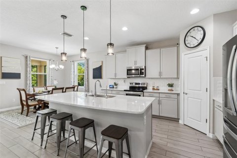 Casa en venta en Tampa, Florida, 4 dormitorios, 189.06 m2 № 2195625 - foto 6