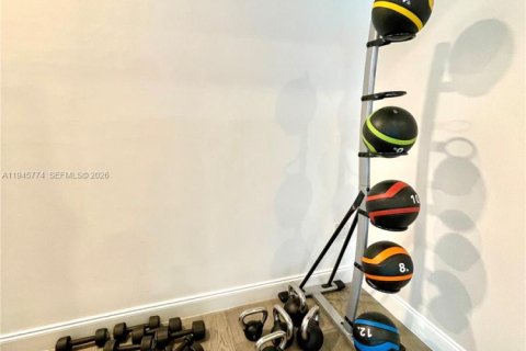 Condominio en venta en Miami, Florida, 1 dormitorio, 50.54 m2 № 2002528 - foto 4