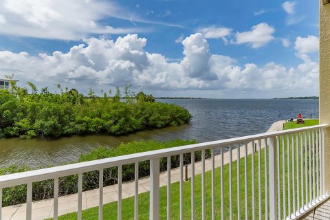 Adosado en alquiler en Oldsmar, Florida, 3 dormitorios, 170.38 m2 № 1815627 - foto 1