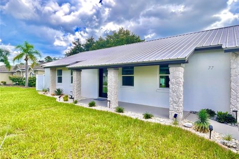 House in Palm Coast, Florida 3 bedrooms, 124.86 sq.m. № 1885400 - photo 1