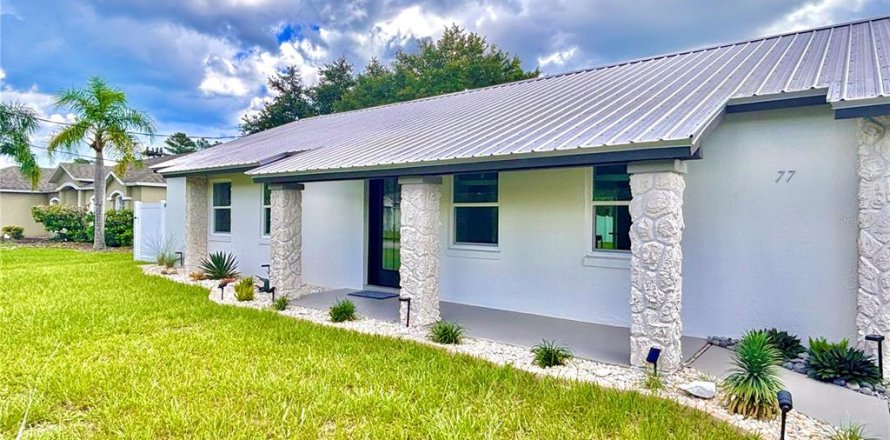 House in Palm Coast, Florida 3 bedrooms, 124.86 sq.m. № 1885400