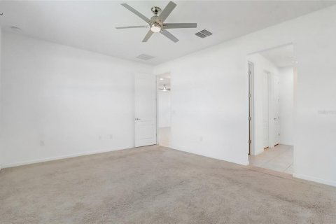 Casa en venta en Davenport, Florida, 4 dormitorios, 183.02 m2 № 1842249 - foto 19