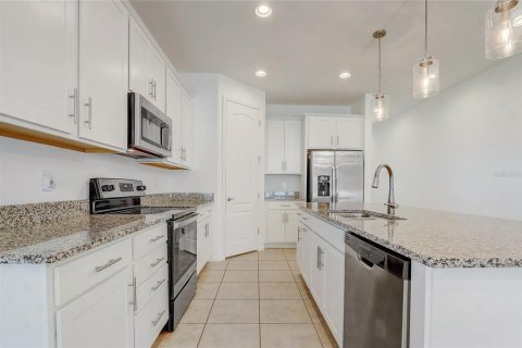 Casa en venta en Davenport, Florida, 4 dormitorios, 183.02 m2 № 1842249 - foto 10