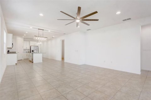 Casa en venta en Davenport, Florida, 4 dormitorios, 183.02 m2 № 1842249 - foto 5