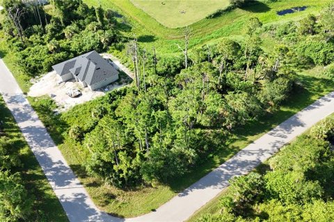 Terreno en venta en North Port, Florida № 2167816 - foto 5