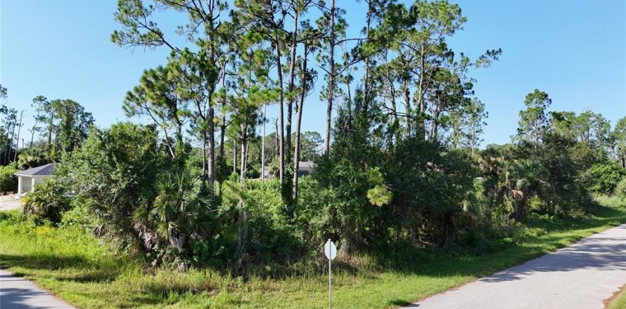 Terreno en North Port, Florida № 2167816