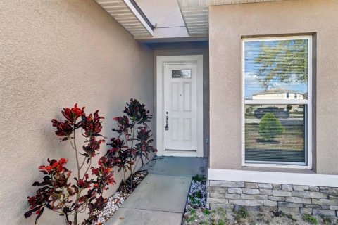 House in Poinciana, Florida 3 bedrooms, 114.73 sq.m. № 1569310 - photo 4