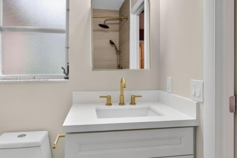 Купить виллу или дом в Маргит, Флорида 3 спальни, 128.11м2, № 1957244 - фото 26