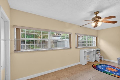 Купить виллу или дом в Маргит, Флорида 3 спальни, 128.11м2, № 1957244 - фото 13