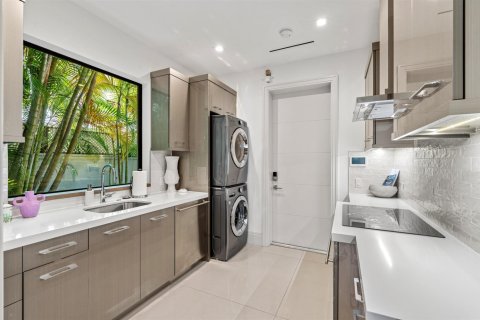 Casa en venta en Delray Beach, Florida, 7 dormitorios, 668.43 m2 № 2240487 - foto 22