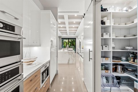 Casa en venta en Delray Beach, Florida, 7 dormitorios, 668.43 m2 № 2240487 - foto 18