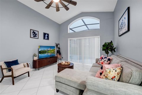 Villa ou maison à louer à Davenport, Floride: 4 chambres, 180.23 m2 № 2408656 - photo 10