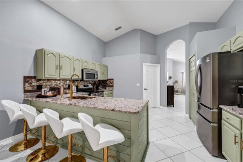 Villa ou maison à louer à Davenport, Floride: 4 chambres, 180.23 m2 № 2408656 - photo 8