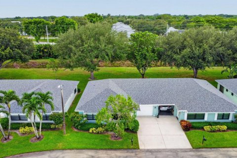 Casa en venta en Boynton Beach, Florida, 2 dormitorios, 130.43 m2 № 2320492 - foto 3