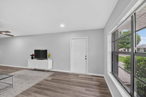 Casa en venta en Boynton Beach, Florida, 2 dormitorios, 130.43 m2 № 2320492 - foto 13