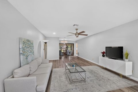 Casa en venta en Boynton Beach, Florida, 2 dormitorios, 130.43 m2 № 2320492 - foto 7