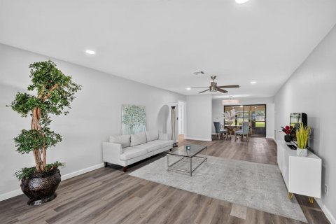 Casa en venta en Boynton Beach, Florida, 2 dormitorios, 130.43 m2 № 2320492 - foto 2