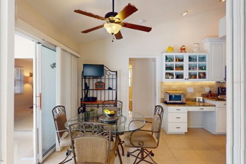 House in Punta Gorda, Florida 3 bedrooms, 177.81 sq.m. № 1759786 - photo 16