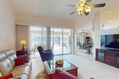 House in Punta Gorda, Florida 3 bedrooms, 177.81 sq.m. № 1759786 - photo 9
