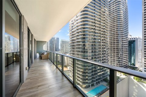 Condominio en alquiler en Miami, Florida, 2 dormitorios, 116.41 m2 № 1991924 - foto 6