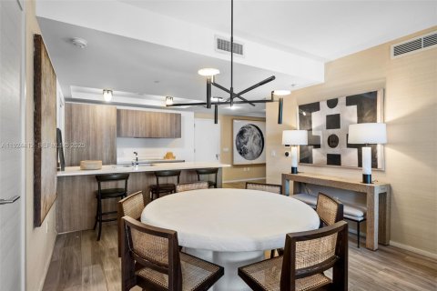 Condominio en alquiler en Miami, Florida, 2 dormitorios, 116.41 m2 № 1991924 - foto 23