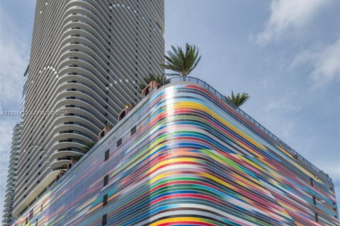 Condominio en alquiler en Miami, Florida, 2 dormitorios, 116.41 m2 № 1991924 - foto 28