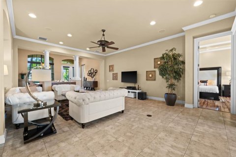 Villa ou maison à vendre à Cape Coral, Floride: 3 chambres, 305 m2 № 2436807 - photo 13
