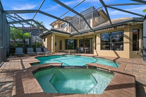 Villa ou maison à vendre à Cape Coral, Floride: 3 chambres, 305 m2 № 2436807 - photo 3