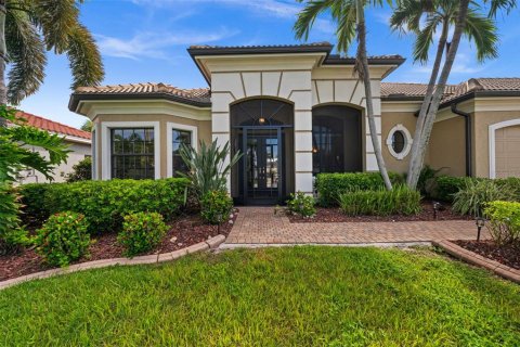 Villa ou maison à vendre à Cape Coral, Floride: 3 chambres, 305 m2 № 2436807 - photo 6