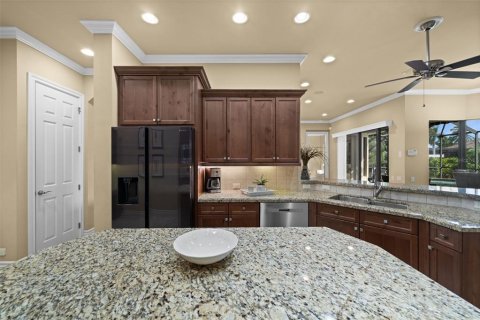 Villa ou maison à vendre à Cape Coral, Floride: 3 chambres, 305 m2 № 2436807 - photo 18
