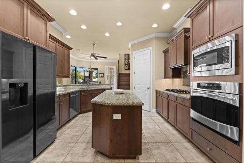 Villa ou maison à vendre à Cape Coral, Floride: 3 chambres, 305 m2 № 2436807 - photo 19