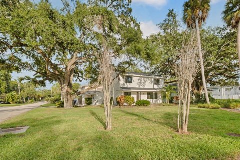 Casa en venta en Tampa, Florida, 3 dormitorios, 180.69 m2 № 1886384 - foto 3