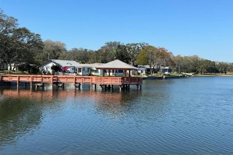 House in Port Richey, Florida 2 bedrooms, 118.36 sq.m. № 2208524 - photo 27