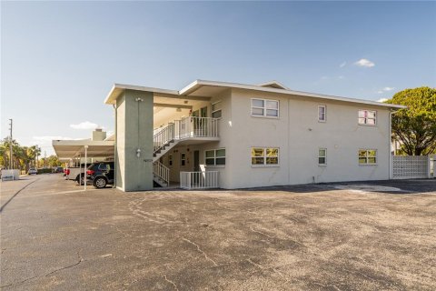 Condo in Saint Petersburg, Florida, 1 bedroom  № 1532335 - photo 2