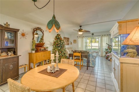 Condo in Saint Petersburg, Florida, 1 bedroom  № 1532335 - photo 15