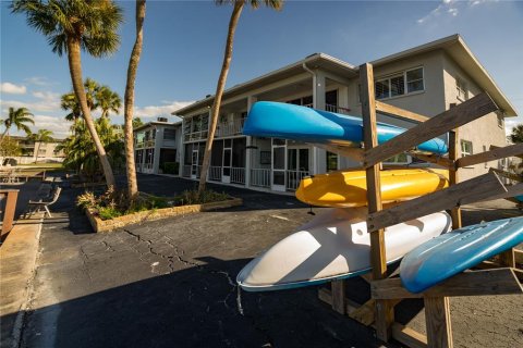 Condo in Saint Petersburg, Florida, 1 bedroom  № 1532335 - photo 6