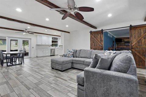 Villa ou maison à vendre à Winter Haven, Floride: 3 chambres, 210.8 m2 № 2356642 - photo 4