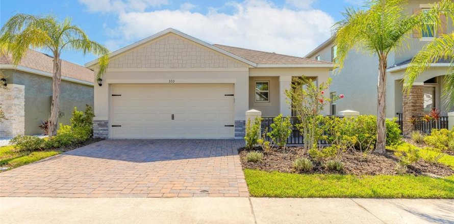 House in New Smyrna Beach, Florida 3 bedrooms, 150.13 sq.m. № 1852962