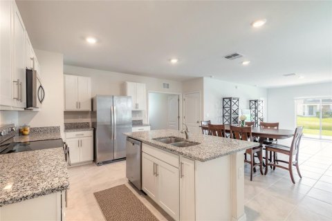 House in New Smyrna Beach, Florida 3 bedrooms, 150.13 sq.m. № 1852962 - photo 23