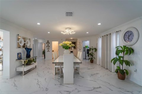 Villa ou maison à vendre à Clearwater, Floride: 3 chambres, 259.57 m2 № 2396921 - photo 9