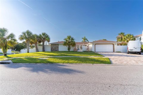 Villa ou maison à Clearwater, Floride 3 chambres, 259.57 m2 № 2396921