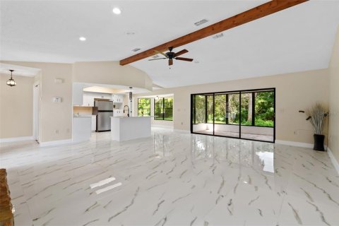 House in Spring Hill, Florida 4 bedrooms, 187.29 sq.m. № 1914597 - photo 21