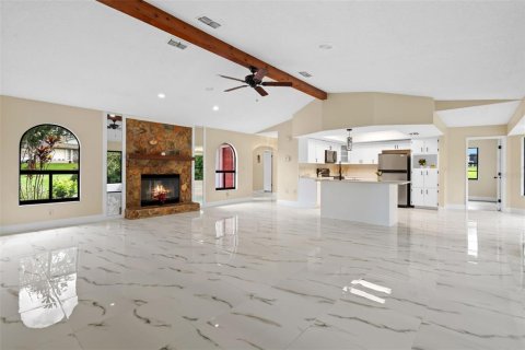 House in Spring Hill, Florida 4 bedrooms, 187.29 sq.m. № 1914597 - photo 22