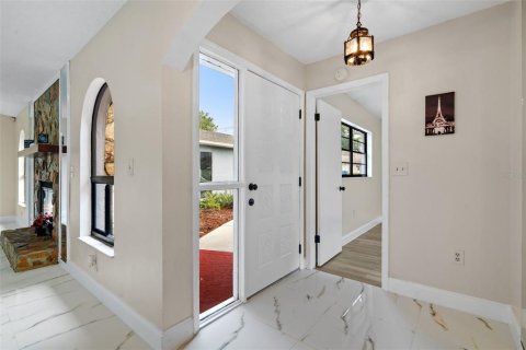 House in Spring Hill, Florida 4 bedrooms, 187.29 sq.m. № 1914597 - photo 11