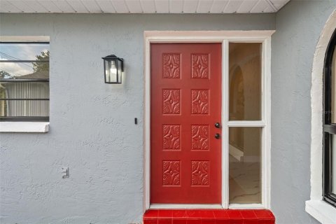 House in Spring Hill, Florida 4 bedrooms, 187.29 sq.m. № 1914597 - photo 9