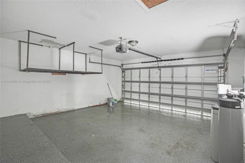 House in Coconut Creek, Florida 3 bedrooms, 163.14 sq.m. № 1954972 - photo 17