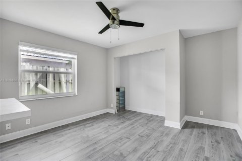 House in Coconut Creek, Florida 3 bedrooms, 163.14 sq.m. № 1954972 - photo 9