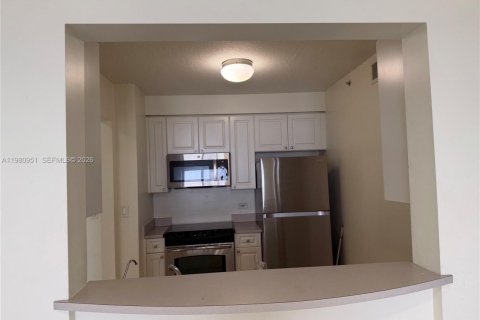 Appartement à louer à Miami, Floride: 2 chambres, 82.96 m2 № 2086263 - photo 18